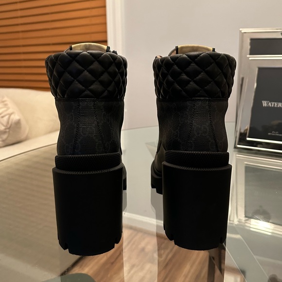 Gucci Combat Boots sz 40/9 Worn Once - Picture 2 of 6